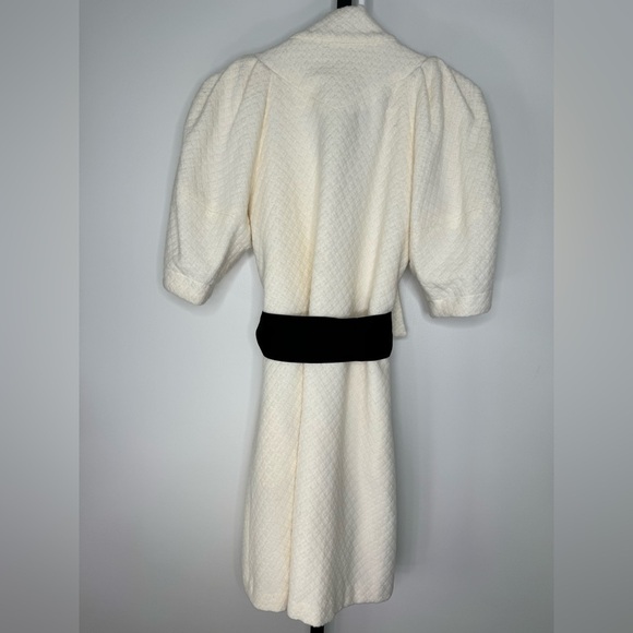 Thread Social Women's Wool Jacket - Style and Warmth Combined 🌟 - Picture 3 of 5